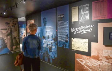Wystawa  „Ochotnik. Witold Pilecki i jego misja w Auschwitz” w Instytucie Pileckiego w Berlinie, 31 sierpnia 2020 r. / MARCIN BIELECKI / PAP