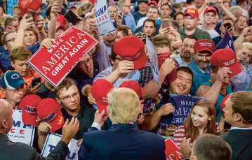 Wiec wyborczy Donalda Trumpa w Erie, położonym w tzw. Pasie Rdzy. 
Pensylwania, sierpień 2016 r. / JEFF SWENSEN / GETTY IMAGES