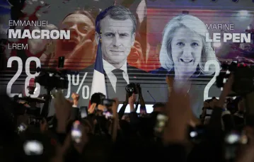 W sztabie Marine Le Pen w dniu wyborów prezydenckich, Paryż, 10 kwietnia 2022 r. / FOT. Francois Mori/AP/Associated Press/East News / 