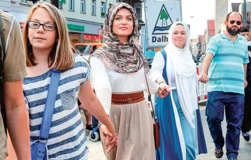 Muzułmanie, Żydzi i chrześcijanie – razem przeciw antysemityzmowi. Berlin–Neukölln, sierpień 2014 r. / Fot. Wolfgang Kumm / DPA / PAP