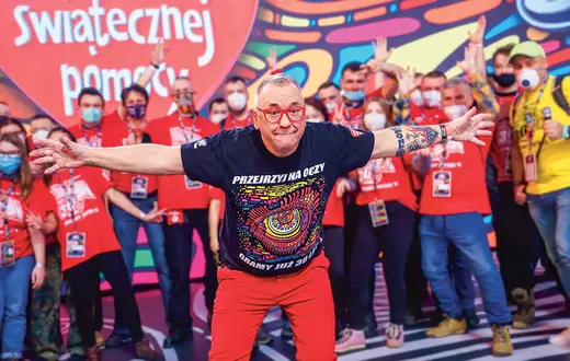 Jerzy Owsiak w studiu 30. Finału Wielkiej Orkiestry Świątecznej Pomocy 2022 przed PKiN w Warszawie, 30 stycznia 2022 r. Fot. PAWEŁ WODZYŃSKI / EAST NEWS / 