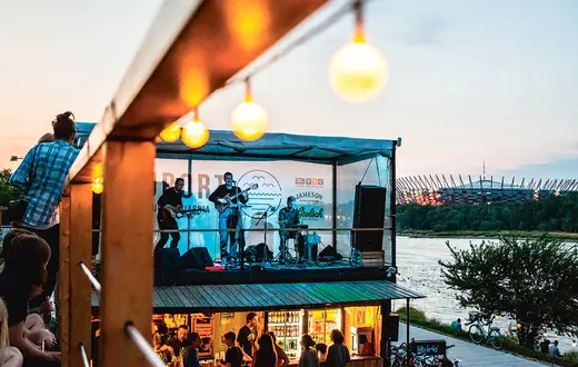 Koncert Błażeja Króla na bulwarach wiślanych w Warszawie, lipiec 2015 r. / ADAM BURAKOWSKI / REPORTER