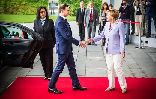 Prezydent Duda i kanclerz Merkel w Berlinie, 28 sierpnia 2015 r. / Fot. Bernd von Jutrczenka / AFP / EAST NEWS