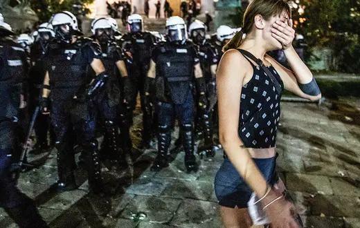 Demonstracja antyrządowa przed budynkiem serbskiego parlamentu w Belgradzie. 10 lipca 2020 r. / MARKO DJURICA / REUTERS / FORUM