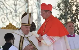 Abp Grzegorz Ryś podczas konsystorza na Placu Świętego Piotra został mianowany kardynałem przez papieża Franciszka. Watykan, 30 września 2023 r. / fot. TIZIANA FABI/AFP/East News