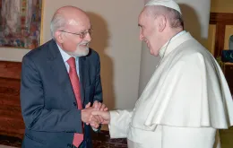 Luigi Accattoli z Franciszkiem w Domu św. Marty, Watykan, wrzesień 2014 r. / ARCHIWUM LUIGIEGO ACCATTOLEGO