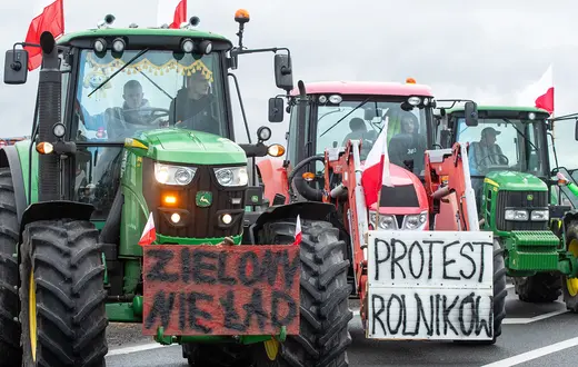 Protest rolników na drodze ekspresowej S3 koło Sulechowa, luty 2024 r. // Fot. NewsLubuski / East News