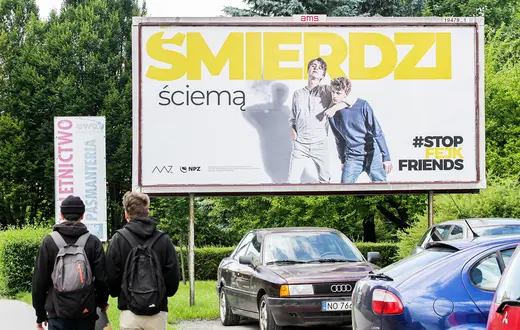 Kampania społeczna Ministerstwa Zdrowia przestrzegajaca młodzież przed paleniem e-papierosow. Olsztyn, 7 lipca 2020 r. // Fot. Artur Szczepanski / Reporter