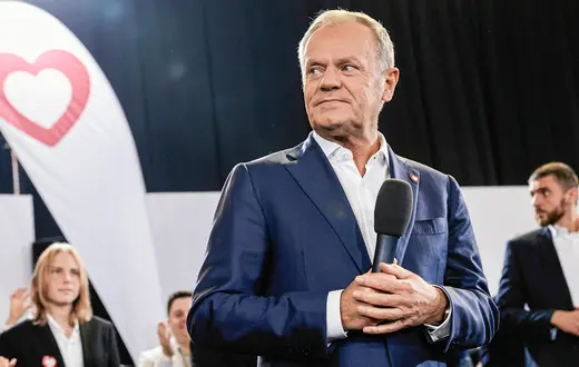 Donald Tusk podczas konwencji Koalicji Obywatelskiej. Warszawa, 12 października 2024 r. // Fot. Dawid Żuchowicz / Agencja Wyborcza.pl
