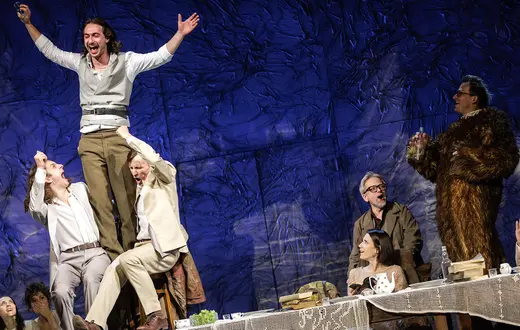 Scena ze spektaklu "Wojna i Pokój" w reżyserii Janusza Opryńskiego. Katowice, 25 września 2024 r. // Fot. Przemyslaw Jendroska / Materiały prasowe Teatru Śląskiego