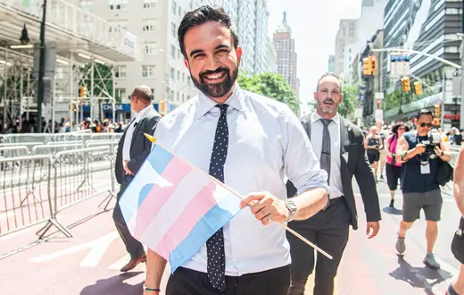 Zohran Mamdani, kandydat na burmistrza Nowego Jorku podczas marszu "New York City Pride 2025". 29 czerwca 2025 r. // Fot. Noam Galai / Getty Images