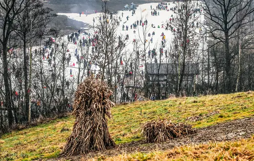 Stok narciarski w Podstolicach blisko Krakowa. 6 stycznia 2021 r. // Fot. Jakub Włodek / Agencja Wyborcza.pl