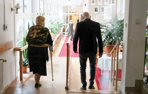 Spotkanie świąteczne w Domu Artystów Weteranów Scen Polskich w Skolimowie. Konstancin Jeziorna, 15 grudnia 2025 r. // Fot. Wojciech Olkuśnik / East News