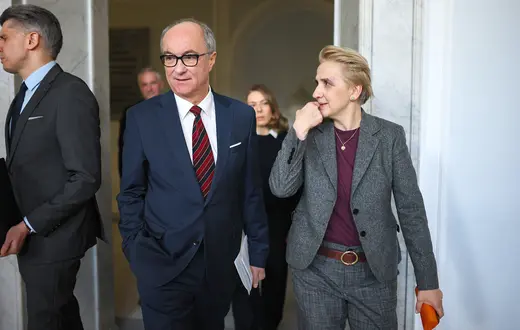  Włodzimierz Czarzasty zadeklarował, że nie poprze wniosku o przyznanie Pokojowej Nagrody Nobla prezydentowi USA Donaldowi Trumpowi. N/z z Joanną Scheuring-Wielgus w Sejmie. Warszawa, 2 lutego 2026 r.// Fot. Leszek Szymański / PAP