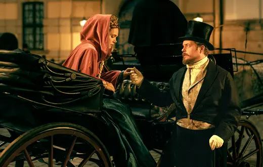 Sandra Drzymalska i Tomasz Schuchardt w serialu Neftliksa „Lalka” // Fot. Robert Pałka / Netflix 