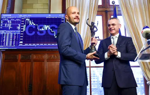 Czeski miliarder Michal Strnad podczas debiutu giełdowego w Amsterdamie. Holandia, 23 stycznia 2026 r. // Fot. Piroschka Van De Wouw / Reuters / Forum