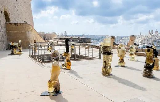 Victor Sonna „Holy Rollers – Time Landscape”, 2020-2025 r., Fort St Angelo, Il-Birgu // // Heritage Malta / Malta Biennale 2026