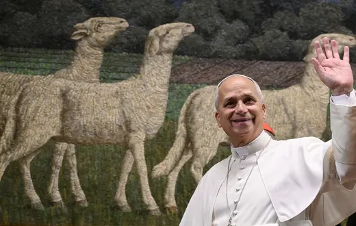 Papież Leon XIV w Auli Magna Papieskiego Uniwersytetu Laterańskiego, Rzym, listopad 2025 r. // IPA / ABACA / Abaca Press / Forum 