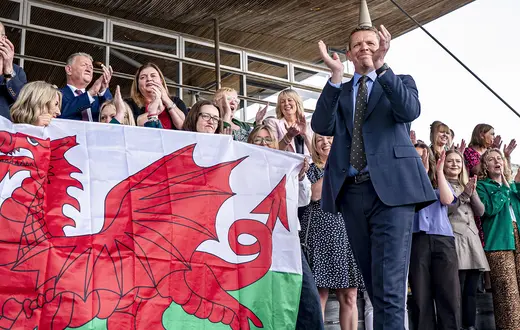 Rhun ap Iorwerth, lider Plaid Cymru, po zdobyciu największej liczby miejsc w wyborach do parlamentu walijskiego. Cardiff, 9 maja 2026 r. // Fot. Ben Birchall / PA / East News