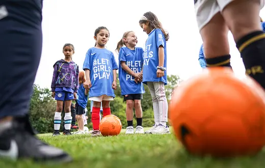YFA's Let Girls Play Big Football Day, akcja zachęcająca kluby w całej Anglii do wspierania piłki nożnej dziewczynek, 2023 r. // Fot. Aaron Chown / PA / Getty Images