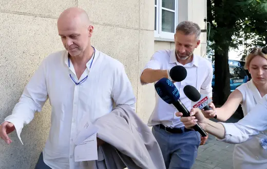 Drugie przesłuchanie lekarza-sygnalisty ze Szpitala Południowego, Emila Jędrzejewskiego w Prokuratorze Okręgowej. Warszawa, 29 czerwca 2026 r. // Fot. Wojciech Olkuśnik / East News