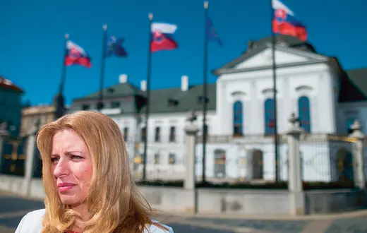 Zuzana Caputová przed spotkaniem z dziennikarzami po zaprzysiężeniu na prezydentkę Słowacji. Bratysława, 31 marca 2019 r. / VLADIMIR SIMICEK / AFP / EAST NEWS