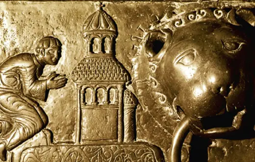 Modlitwa u grobu św. Wojciecha, fragment średniowiecznych drzwi Katedry Gnieźnieńskiej z ok. 1175 r. /fot. KNA-Bild / 