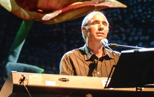 Lluís Llach na koncercie z okazji 50. rocznicy Poznańskiego Czerwca ’56. Poznań, 7 lipca 2006 r. / MAREK LAPIS / FORUM