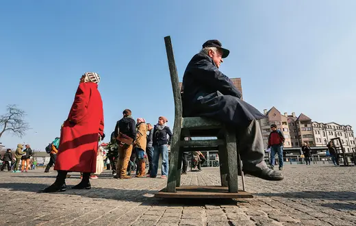 Na placu Bohaterów Getta, 2014 r. / BEATA ZAWRZEL / REPORTER