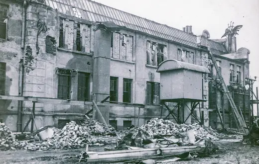 Elektrownia miejska „Persenkówka” we Lwowie po walkach 1918–1919. / DOMENA PUBLICZNA / POLONA