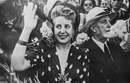 Eva Perón i Carlo Sforza, minister spraw zagranicznych Włoch. Argentyna, ok. 1947 r. / ARCHIVE PHOTOS / GETTY IMAGES