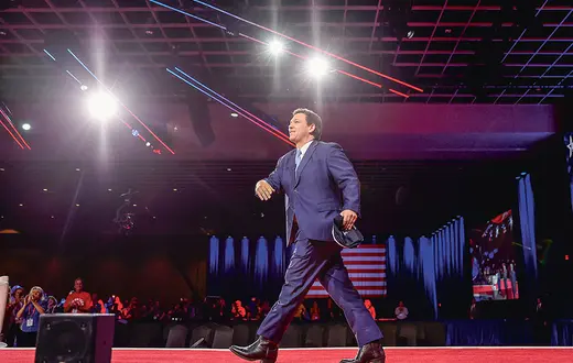 Ron DeSantis na konferencji konserwatystów w Orlando na Florydzie, 24 lutego 2022 r. / JOE RAEDLE / GETTY IMAGES