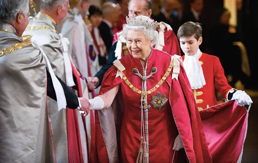 Elżbieta II w katedrze św. Pawła w Londynie, marzec 2012 r. / GEOFF PUGH / AFP / EAST NEWS