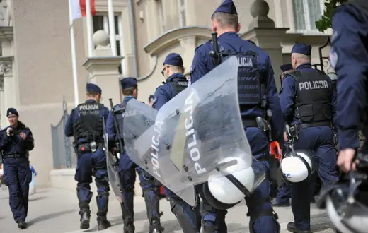 Policja na Marszu Równości w Gnieźnie, 7 maja 2022 r. / FOT. Norbert Rzepka/REPORTER / 
