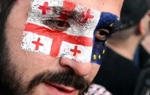 Protesty w Tbilisi, 3 lipca 2022 r. Fot. VANO SHLAMOV/AFP/East News / 