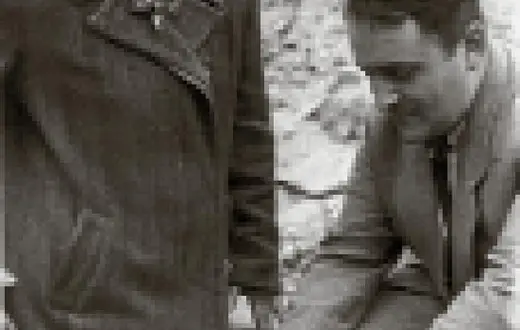 Rachela Auerbach i Michał Borwicz nad częścią Archiwum, 1946 r. / Fot. Odbitka w zbiorach ŻIH