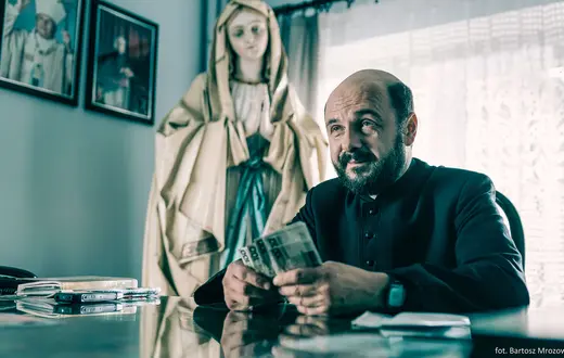 Arkadiusz Jakubik w filmie "Kler" / / materiały prasowe
