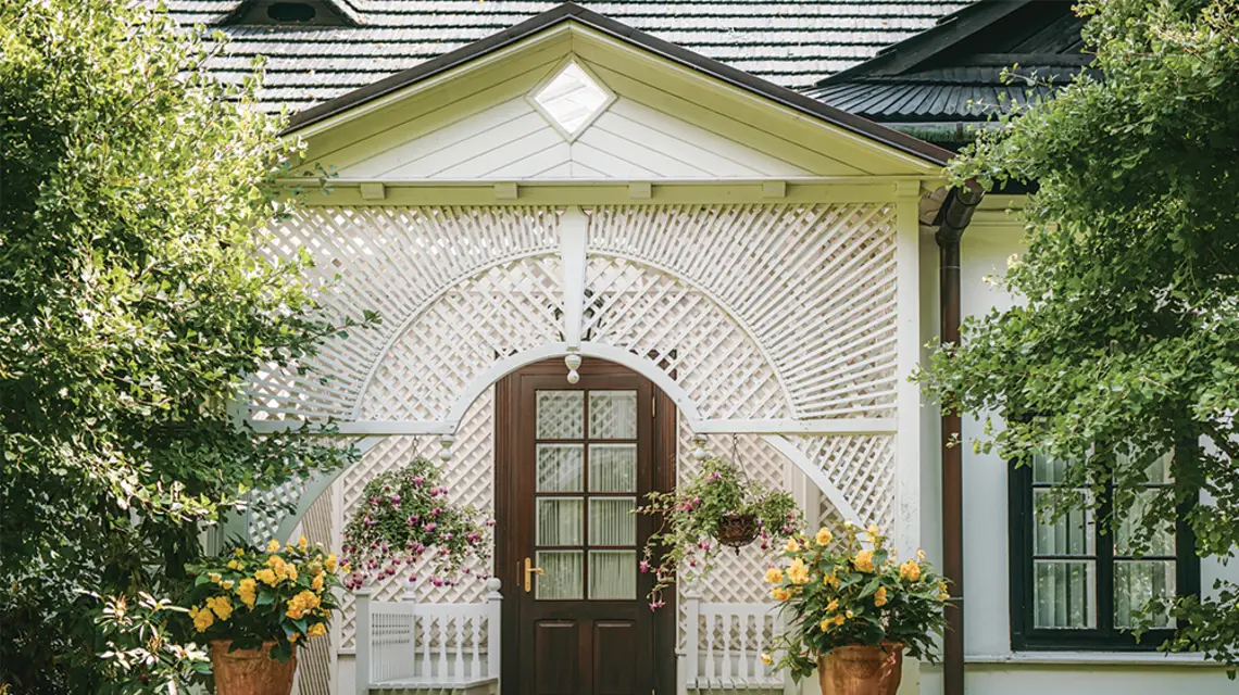 Dwór w Lusławicach / K. SCHUBERT / MIK / MATERIAŁY PRASOWE