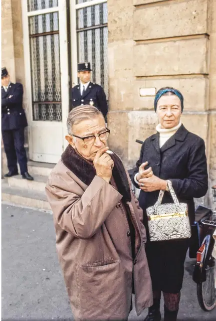 Jean-Paul Sartre i Simone de Beauvoir, Paryż 1966 r. / Fot. © BPK / IMEC, Fonds MCC / Gisèle Freund