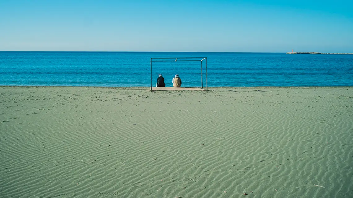 Afganki na plaży w Shëngjin, październik 2021 r. / paweł pieniążek
