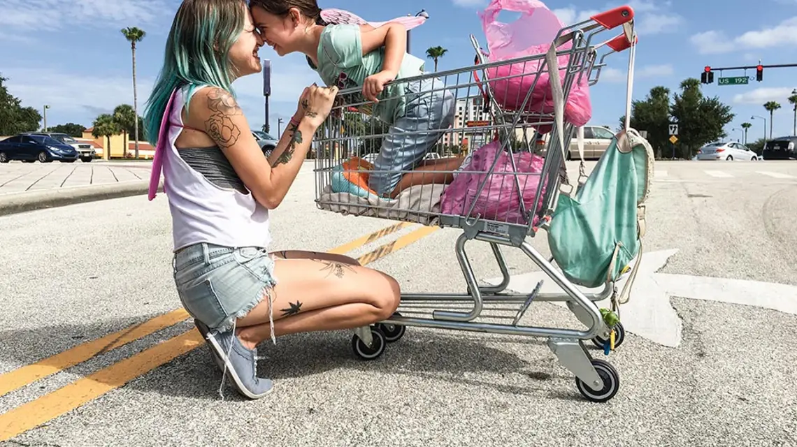 Kadr z filmu „The Florida Project” / M2FILMS