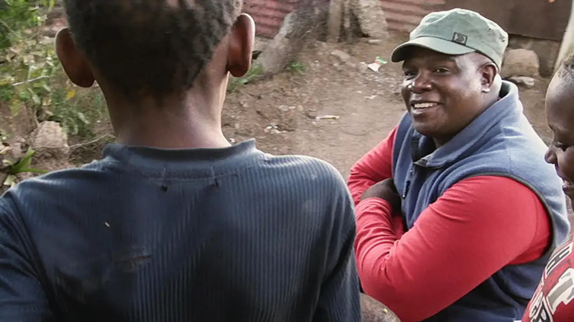 Jeremaiah Marobyane w „Spacerze z Aniołami” / MAÑANA / MATERIAŁY PRASOWE