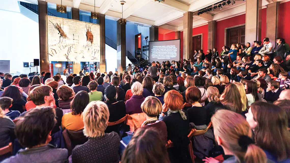 Spotkanie z noblistką Hertą Müller podczas Międzynarodowego Festiwalu Literatury im. Josepha Conrada. Kraków, 2010 r. / WOJCIECH WANDZEL / KBF