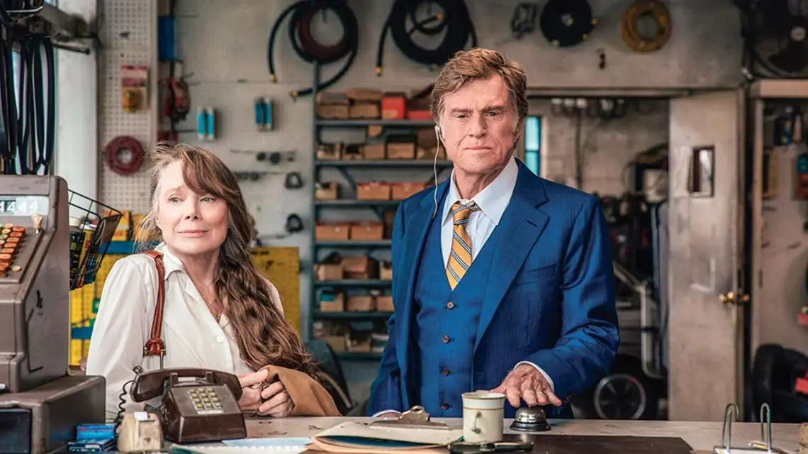 Robert Redford (jako Forrest Tucker) i Sissy Spacek (jako Jewel) w filmie „Gentleman z rewolwerem”. / ERIC ZACHANOWICH / M2FILMS