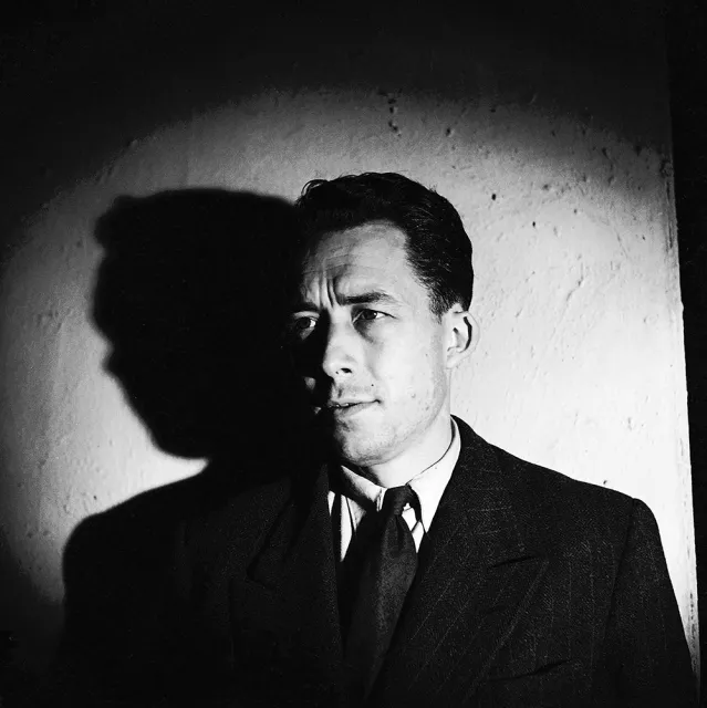 Albert Camus, 1944 r. /  / LIDO / SIPA / EAST NEWS