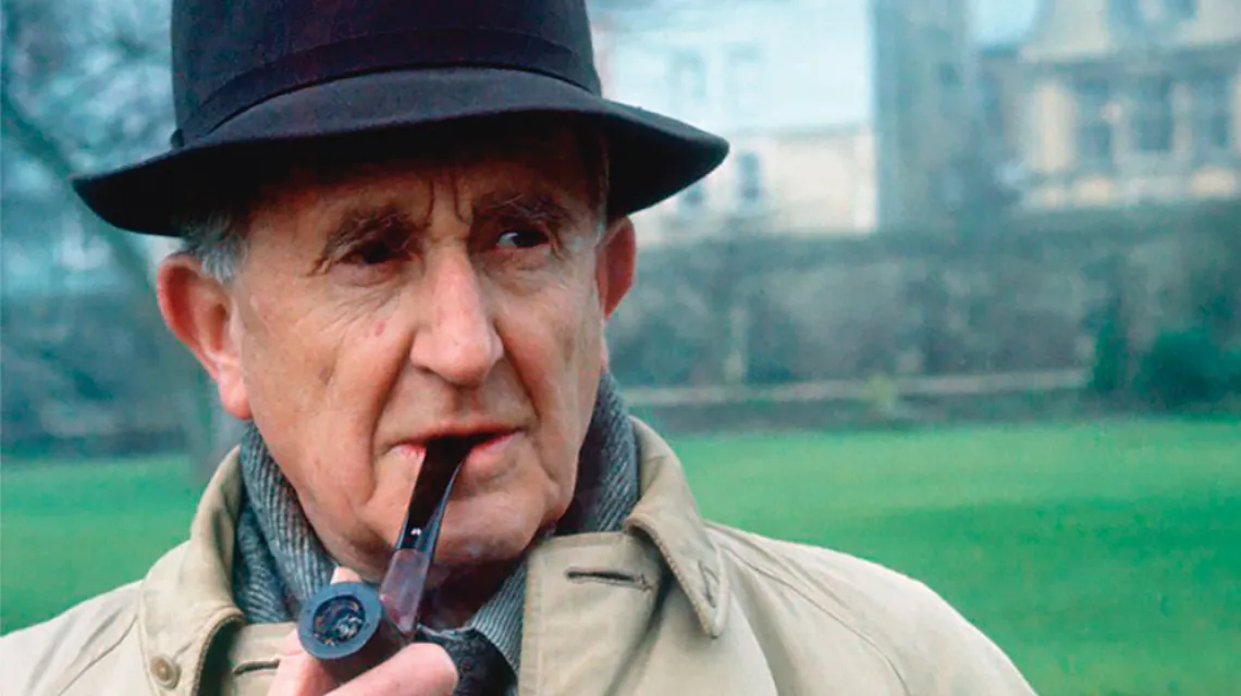 J.R.R. Tolkien na kampusie uniwersyteckim w Oksfordzie, ok. 1968 r. / WIKIMEDIA COMMONS / DOMENA PUBLICZNA