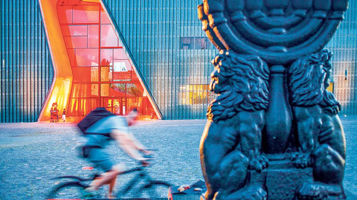 Muzeum Historii Żydów Polskich POLIN w Warszawie / LUCAS VALLECILLOS / ZUMAPRESS / FORUM