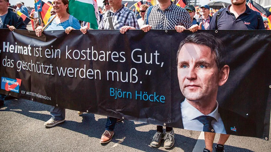 Demonstracja poparcia dla Björna Höckego, lidera partii Alternatywa dla Niemiec w Turyngii, Berlin, 27 maja 2018 r. / CARSTEN KOALL / GETTY IMAGES