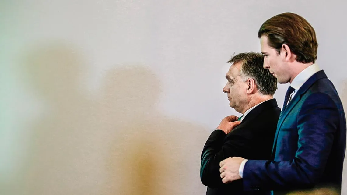 Premier Węgier Viktor Orbán (z lewej) i kanclerz Austrii Sebastian Kurz z partii konserwatywnej ÖVP. Wiedeń, styczeń 2018 r. / HEINZ-PETER BADER / REUTERS / FORUM