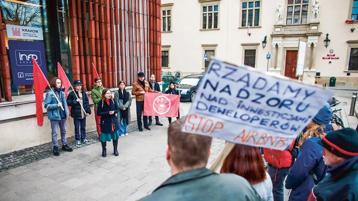Pikieta organizacji lewicowych w rocznicę zabójstwa działaczki na rzecz praw lokatorów Jolanty Brzeskiej, Kraków, 1 marca 2020 r. / JAKUB WŁODEK / AGENCJA GAZETA